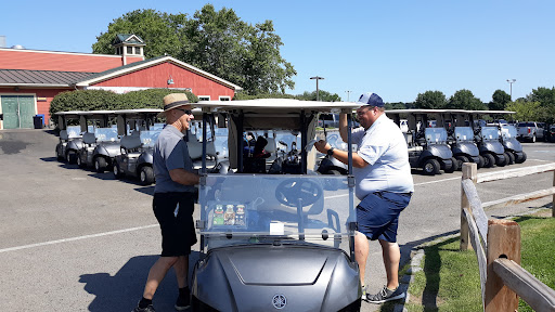 Golf Course «The Links at Outlook & Outlook Tavern Restaraunt», reviews and photos, 310 Portland St, Berwick, ME 03901, USA