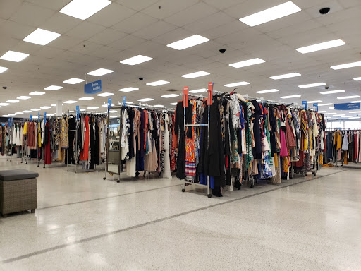 Clothing Store «Ross Dress for Less», reviews and photos, 940 N Western Ave, San Pedro, CA 90732, USA