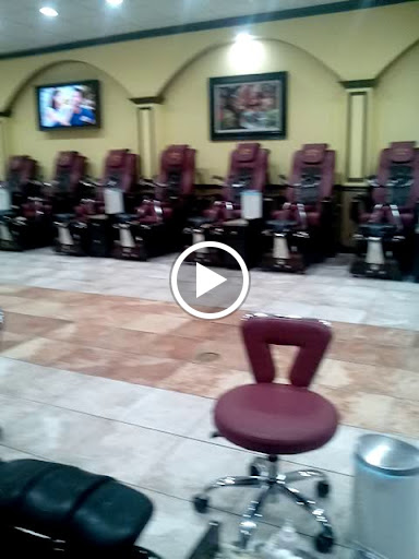 Shopping Mall «Riverdale Plaza Shopping Center», reviews and photos, 1044 W Mercury Blvd, Hampton, VA 23666, USA