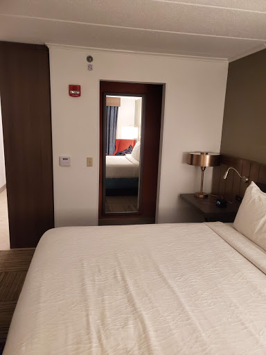 Hotel «Hilton Garden Inn Waltham», reviews and photos, 450 Totten Pond Rd, Waltham, MA 02451, USA