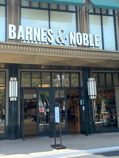 Book Store «Barnes & Noble», reviews and photos, 210 Americana Way, Glendale, CA 91210, USA
