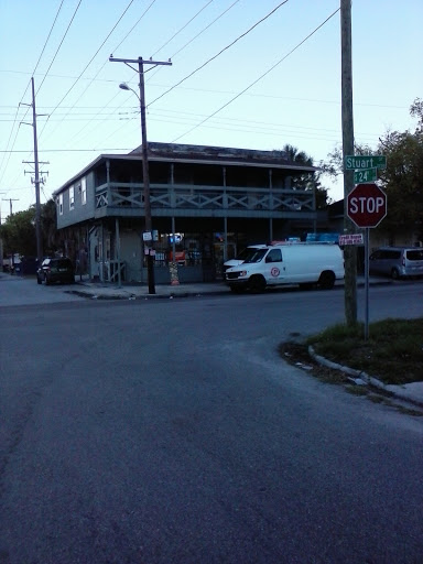 Grocery Store «Los Amigos Grocery & Meats», reviews and photos, 2223 Stuart St, Tampa, FL 33605, USA