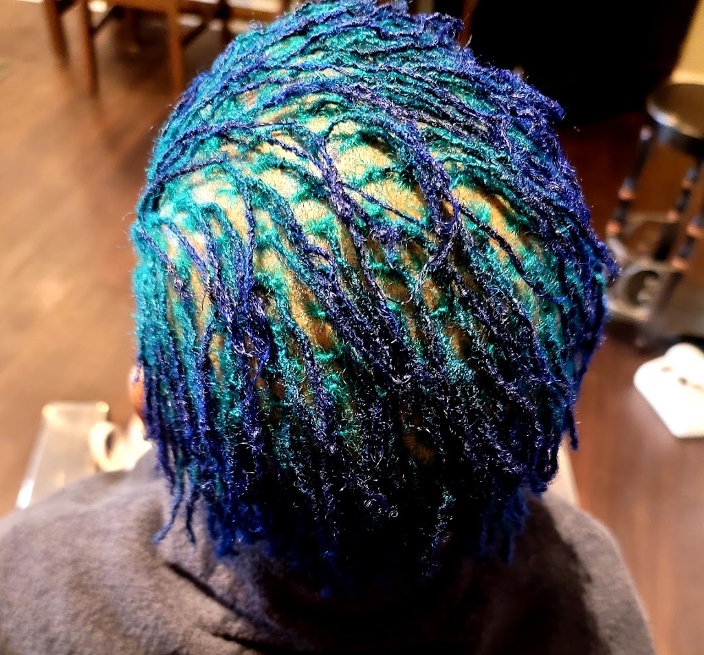 BOTTEGA (Sisterlocks TM Certified) 37421