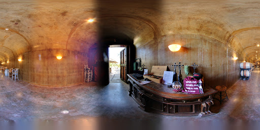 Vineyard «Newport Beach Vineyards & Winery», reviews and photos, 2128 Mesa Dr, Newport Beach, CA 92660, USA