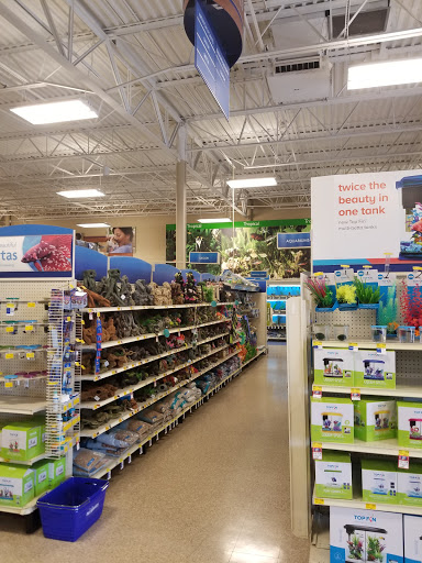 Pet Supply Store «PetSmart», reviews and photos, 2101 NJ-35, Holmdel, NJ 07733, USA
