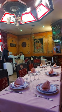 Atmosphère du Restaurant bangladais GANESH à Maisons-Laffitte - n°11