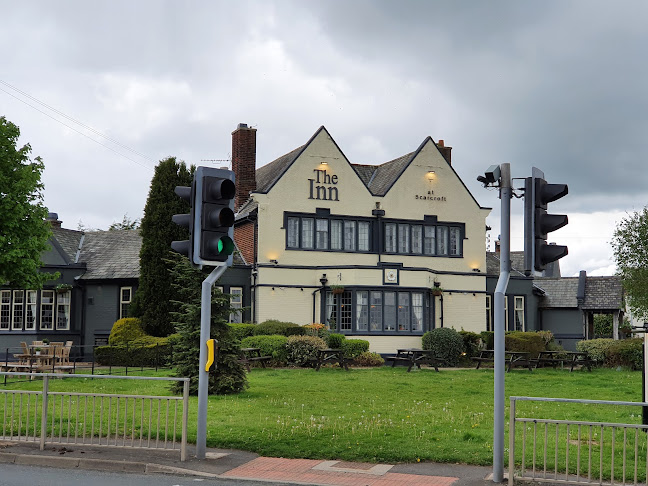 The Inn At Scarcroft - Pub