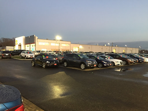 Toyota Dealer «Langway Toyota of Newport», reviews and photos, 285 E Main Rd, Middletown, RI 02842, USA