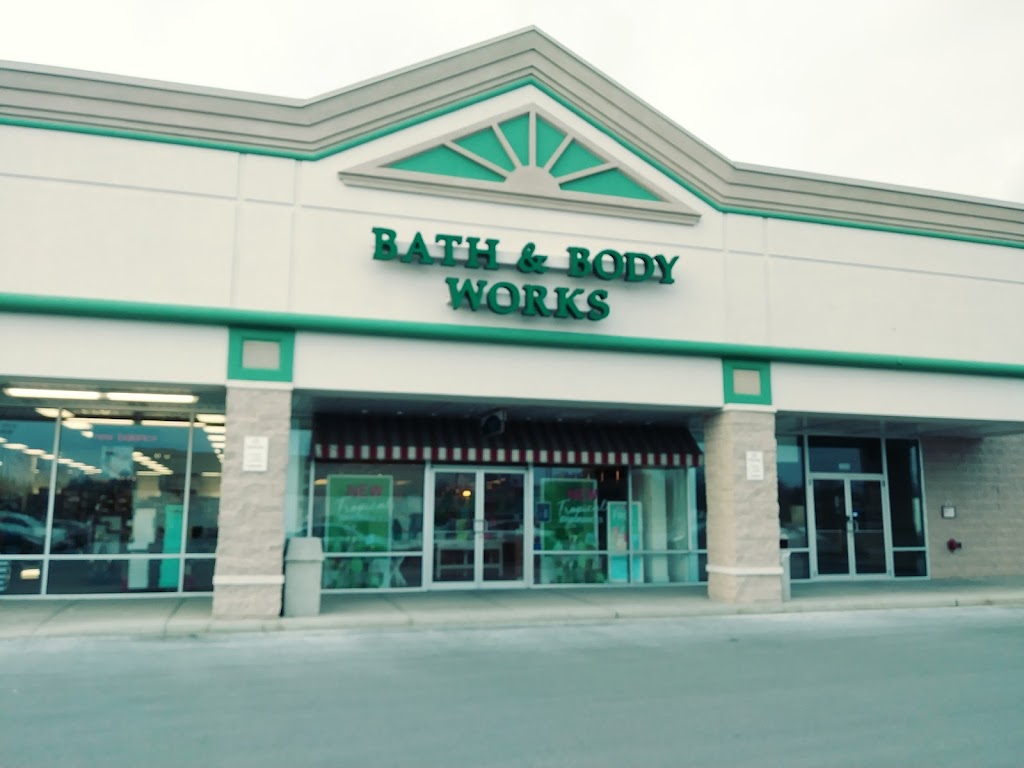 Bath & Body Works North Gates, NY 14624 Services, Reviews, Hours