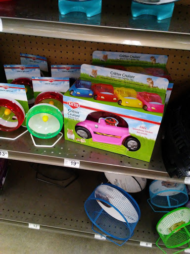 Pet Supply Store «Petco Animal Supplies», reviews and photos, 190 Quality Dr, Hooksett, NH 03106, USA