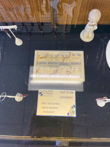 Pawn Shop «88 Pawn», reviews and photos, 634 W Veterans Pkwy, Yorkville, IL 60560, USA