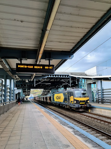 Avaliações doEstação de Caminhos de Ferro da Trofa em Trofa - Serviço de transporte