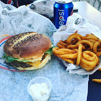 Plats et boissons du Restaurant de hamburgers Jean Burger, le Corner à Limoges - n°12