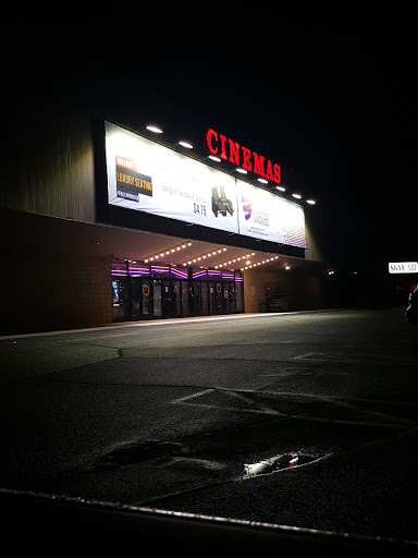 Movie Theater «Apple Cinemas Waterbury», reviews and photos, 920 Wolcott St, Waterbury, CT 06705, USA