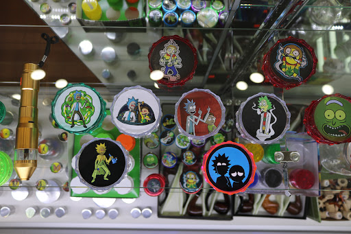 Tobacco Shop «Amsterdam Smoke Shop», reviews and photos, 29 Easton Ave, New Brunswick, NJ 08901, USA