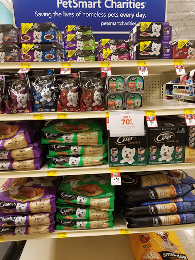 Pet Supply Store «PetSmart», reviews and photos, 6622 Charlotte Pike Suite 108, Nashville, TN 37209, USA