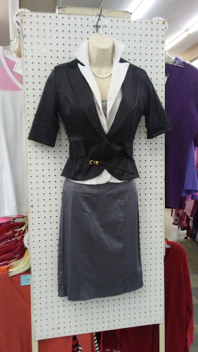 Thrift Store «Bargain World», reviews and photos, 4502 N Pearl St, Tacoma, WA 98407, USA