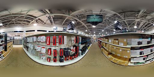 Computer Store «Micro Center», reviews and photos, 730 Memorial Dr, Cambridge, MA 02139, USA