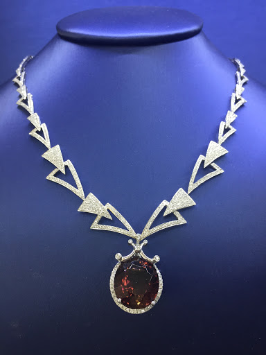 Jewelry Store «Highlands Jewelers-- Jewelery Repair», reviews and photos, 3830 Valley Centre Dr #706, San Diego, CA 92130, USA