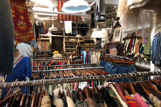 Vintage Clothing Store «10 ft Single by Stella Dallas», reviews and photos, 285 N 6th St, Brooklyn, NY 11211, USA