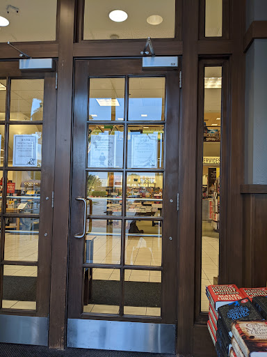 Book Store «Barnes & Noble», reviews and photos, 2051 N Federal Hwy, Fort Lauderdale, FL 33305, USA