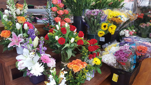 Florist «Flowers in Bloom», reviews and photos, 400 Harrison Ave, Harrison, NJ 07029, USA