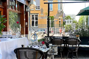 Louise Petit Restaurant image