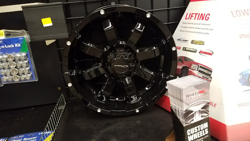 Auto Parts Store «Pep Boys Auto Parts & Service», reviews and photos, 160 Barrington Rd, Streamwood, IL 60107, USA