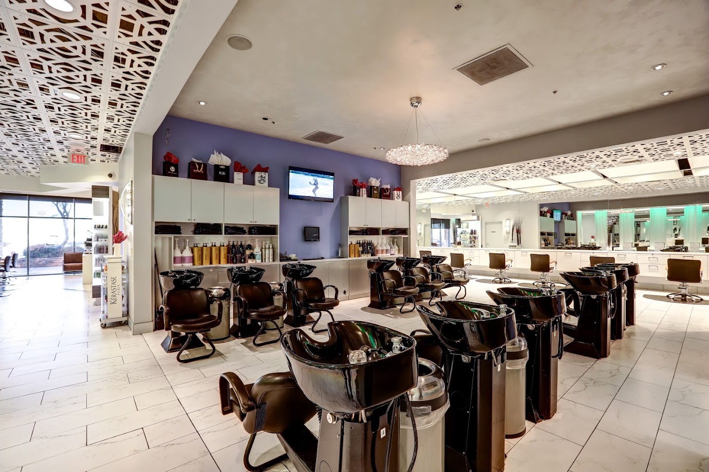 Zolton's Salon & Day Spa
