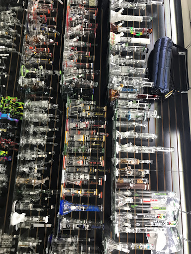 Tobacco Shop «Baytown Smoke Shop», reviews and photos, 3620 Garth Rd, Baytown, TX 77521, USA