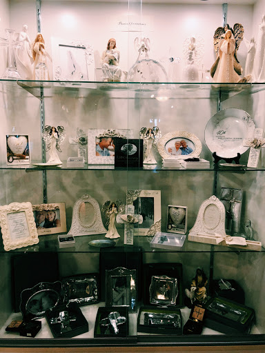 Gift Shop «Seedlings Gifts & Books», reviews and photos, 521 W 78th St, Chanhassen, MN 55317, USA