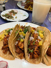 Taco al pastor du Restaurant mexicain La Mera Mera à Paris - n°7