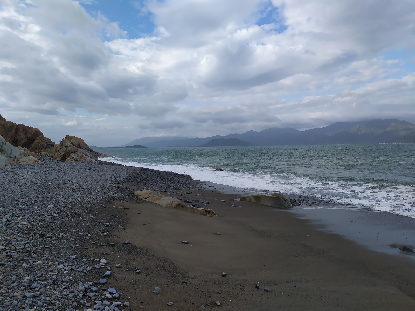 Foto van Hau Beach met direct strand