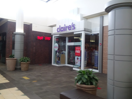 Shopping Mall «Pembroke Mall Virginia Beach», reviews and photos, 4554 Virginia Beach Blvd, Virginia Beach, VA 23462, USA