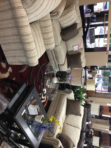 Furniture Store «EXPRESS FURNITURE & MATRESS OUTLET», reviews and photos, 2720 W Mercury Blvd, Hampton, VA 23666, USA