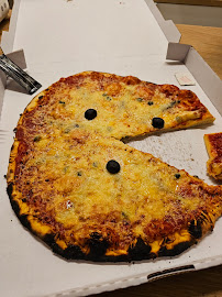 Plats et boissons du Pizzas à emporter ILLICO PIZZA montbazin - n°6