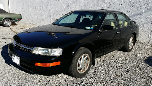 Auto Body Shop «Express Auto Painting & Body Works», reviews and photos, 154 E Hoffman Ave, Lindenhurst, NY 11757, USA