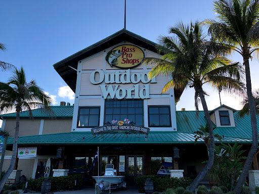 Sporting Goods Store «Bass Pro Shops», reviews and photos, 10040 Gulf Center Dr, Fort Myers, FL 33913, USA