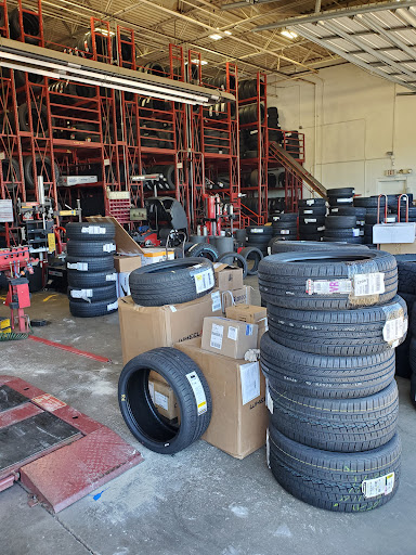 Tire Shop «Discount Tire Store - Indianapolis, IN», reviews and photos, 8302 N Michigan Rd, Indianapolis, IN 46268, USA
