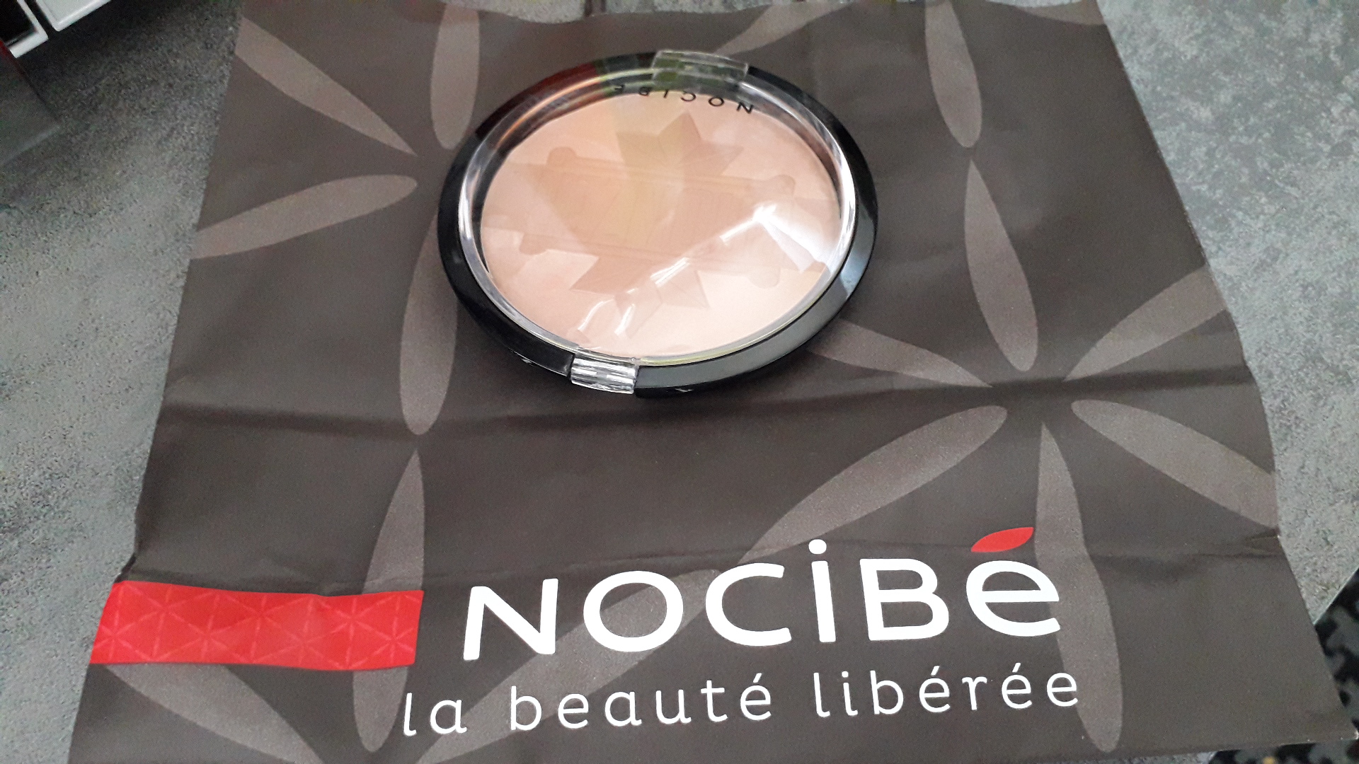 Photo n° 1 de l'avis de pralin.- fait le 09/04/2019 à 15:04