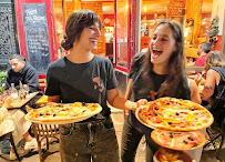 Pizza du Restaurant italien Sale e pepe Montmartre à Paris - n°5