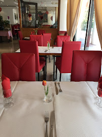 Atmosphère du Restaurant Palais de Jade à Saint-Julien-en-Genevois - n°10