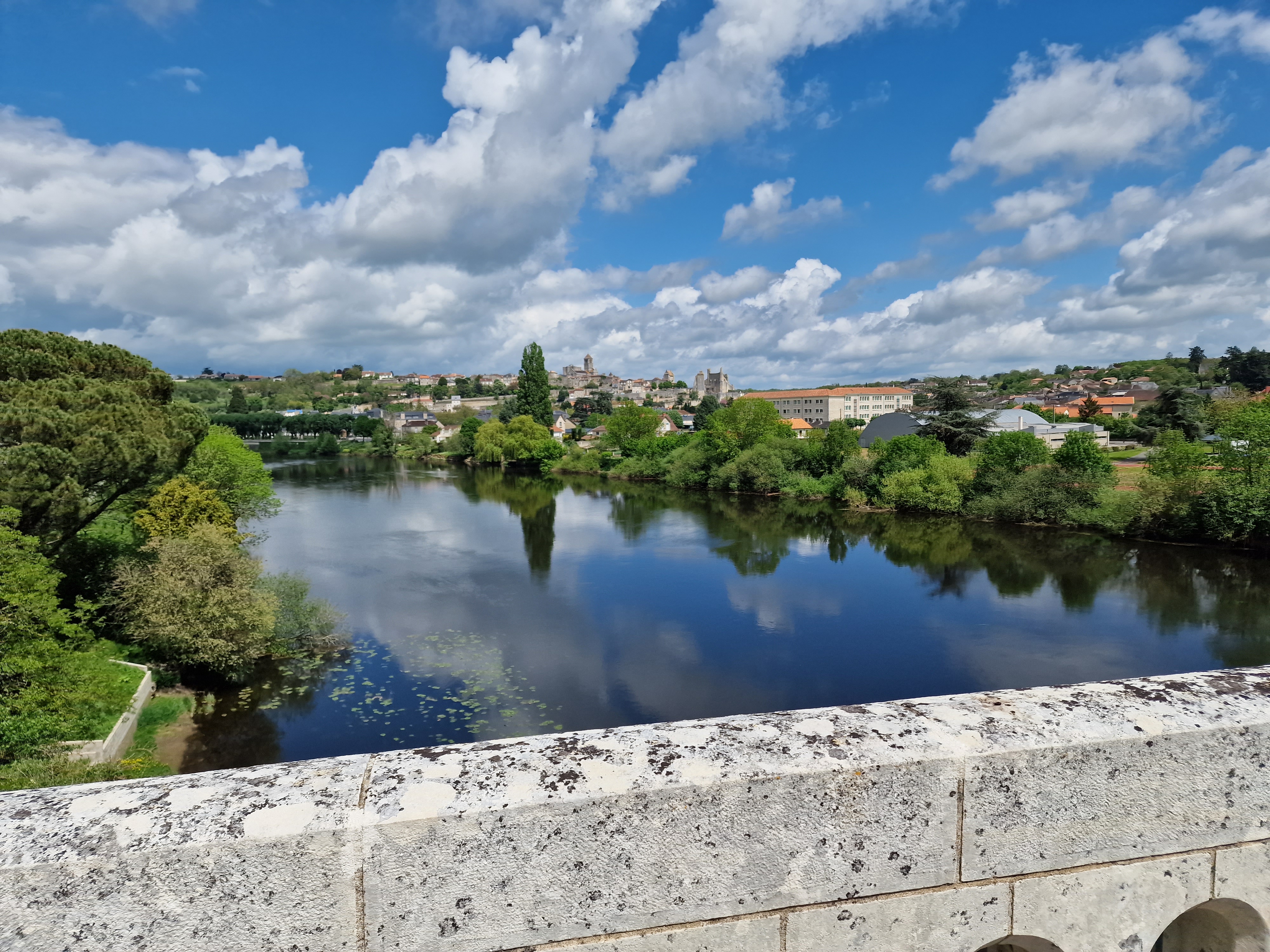 Photo n° 6 de l'avis de Mme.r fait le 01/05/2023 à 17:46