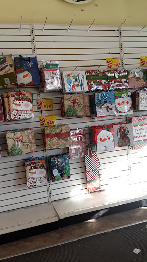 Dollar Store «Dollar Tree», reviews and photos, 14804 Olympic Dr, Clearlake, CA 95422, USA