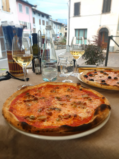Ristorante Pizzeria Running Club in Navazzo, Provincia di Brescia
