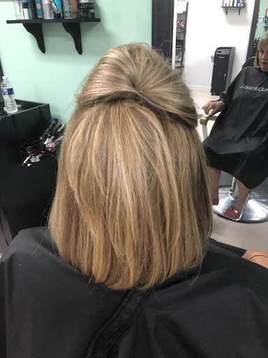 Hair Salon «OBX Hair Salon», reviews and photos, 3022 S Croatan Hwy, Nags Head, NC 27959, USA
