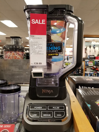 Outlet Mall «The Outlets at Bergen Town Center», reviews and photos, 1 Bergen Town Center, Paramus, NJ 07652, USA