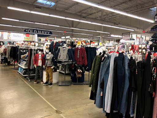 Clothing Store «Old Navy», reviews and photos, 45215 Worth Ave, California, MD 20619, USA