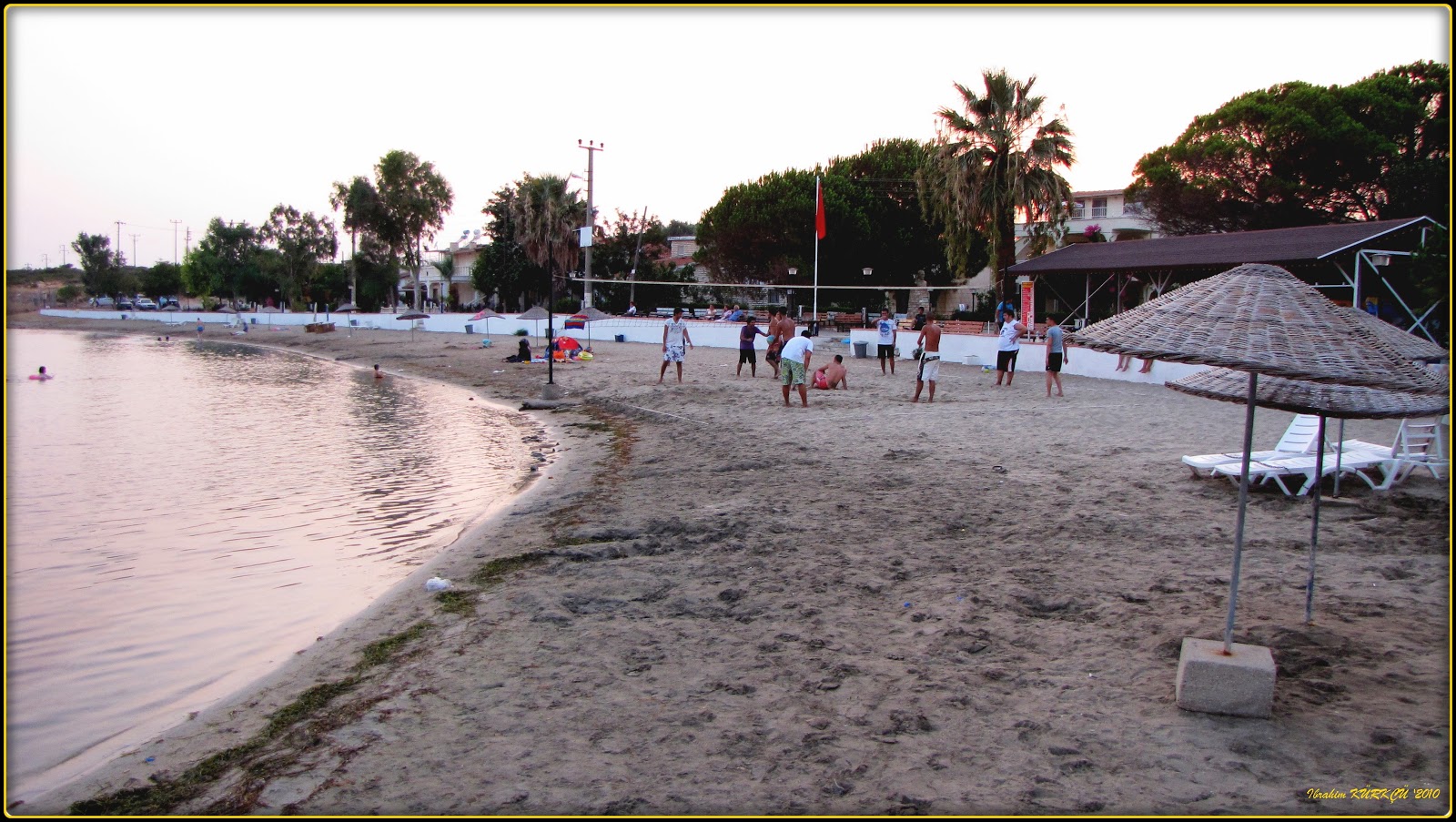 Fiesta beach的照片 带有小海湾