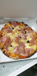 Pepperoni du Pizzas à emporter Au Four Gourmand à Frépillon - n°1